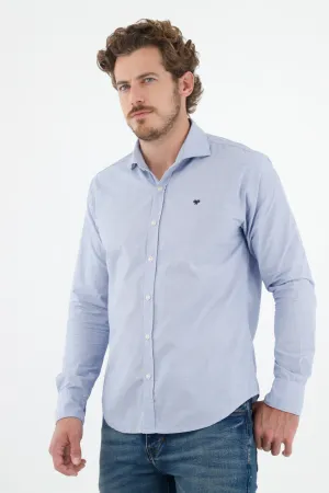 Camisa azul con cuello francés para hombre