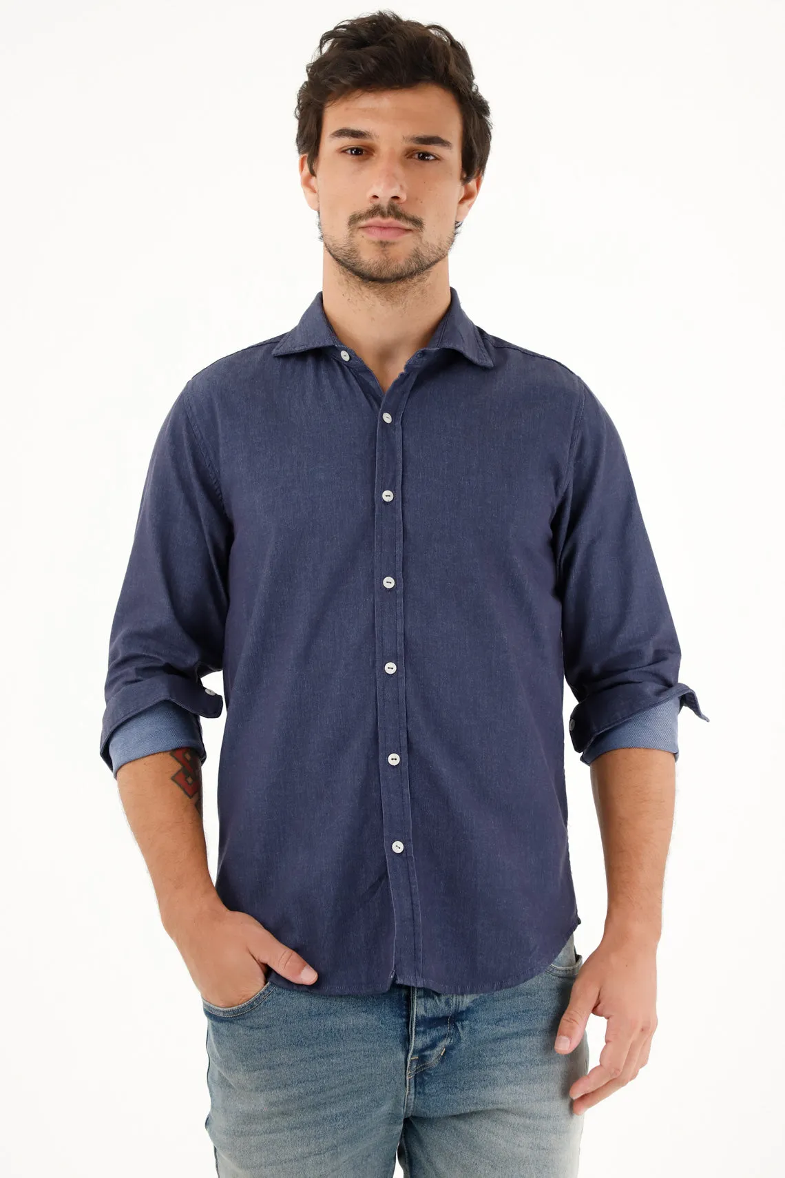 Camisa azul oscura Regular fit preteñida para hombre